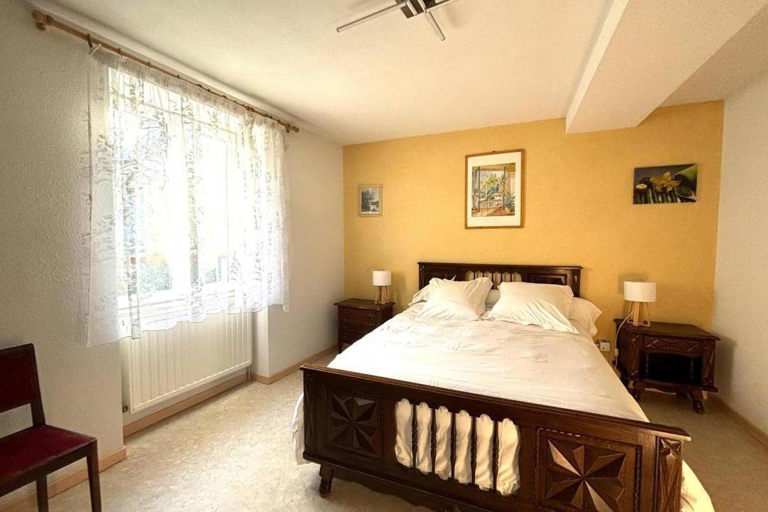 Chambre 1er étage avec lit bébé