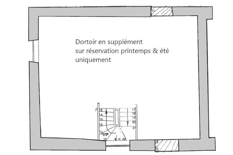 Grand dortoir de 9 personnes en supplément pour les beaux jours uniquement