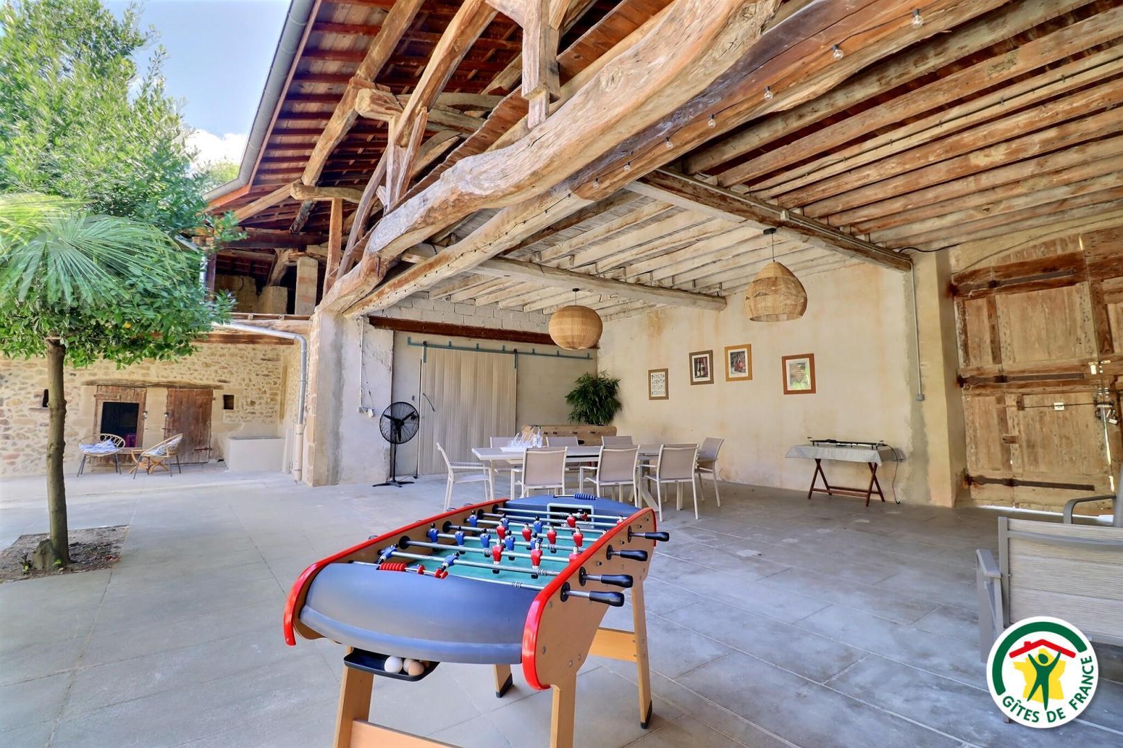 La cour extérieure