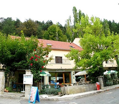 HOTEL RESTAURANT LE MONT BARRAL