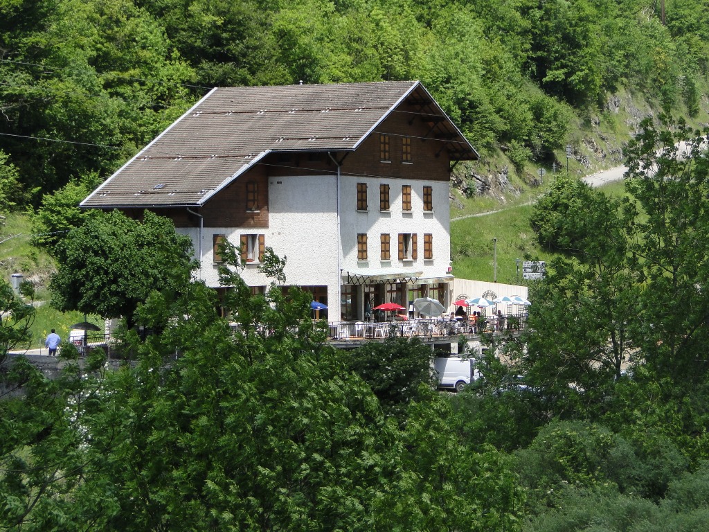 Hôtel-Restaurant de la Bourne à Rencurel dans le Vercors