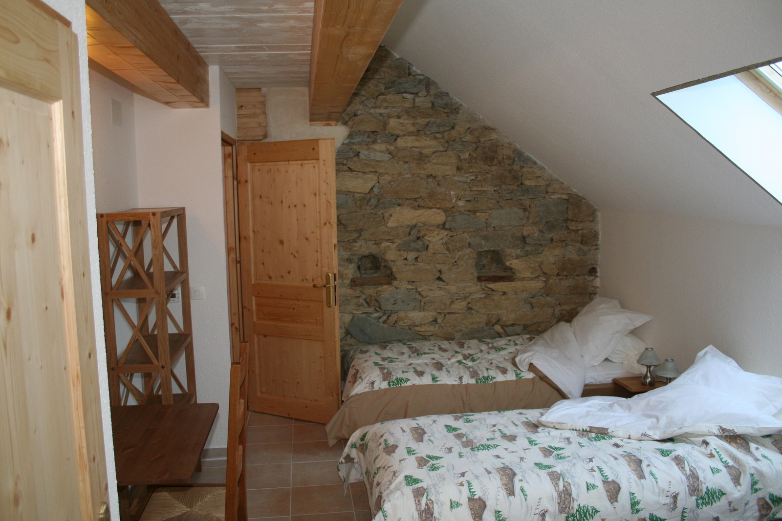 Le secret des pierres-24 places