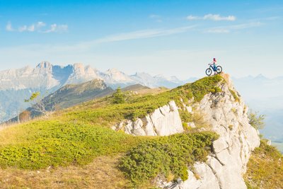 Pas du Serpaton et chaîne des hauts-plateaux